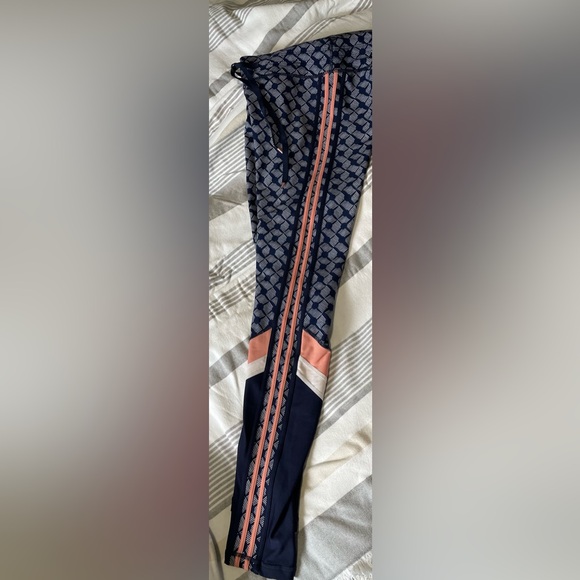 The Upside Leggings, Size 8, Excellent Condition - Picture 5 of 10